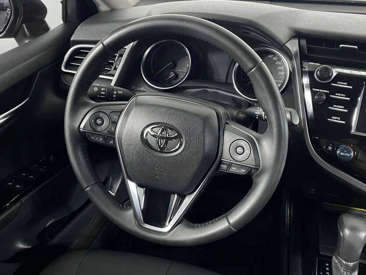 Toyota Camry, 2020 Фото №11