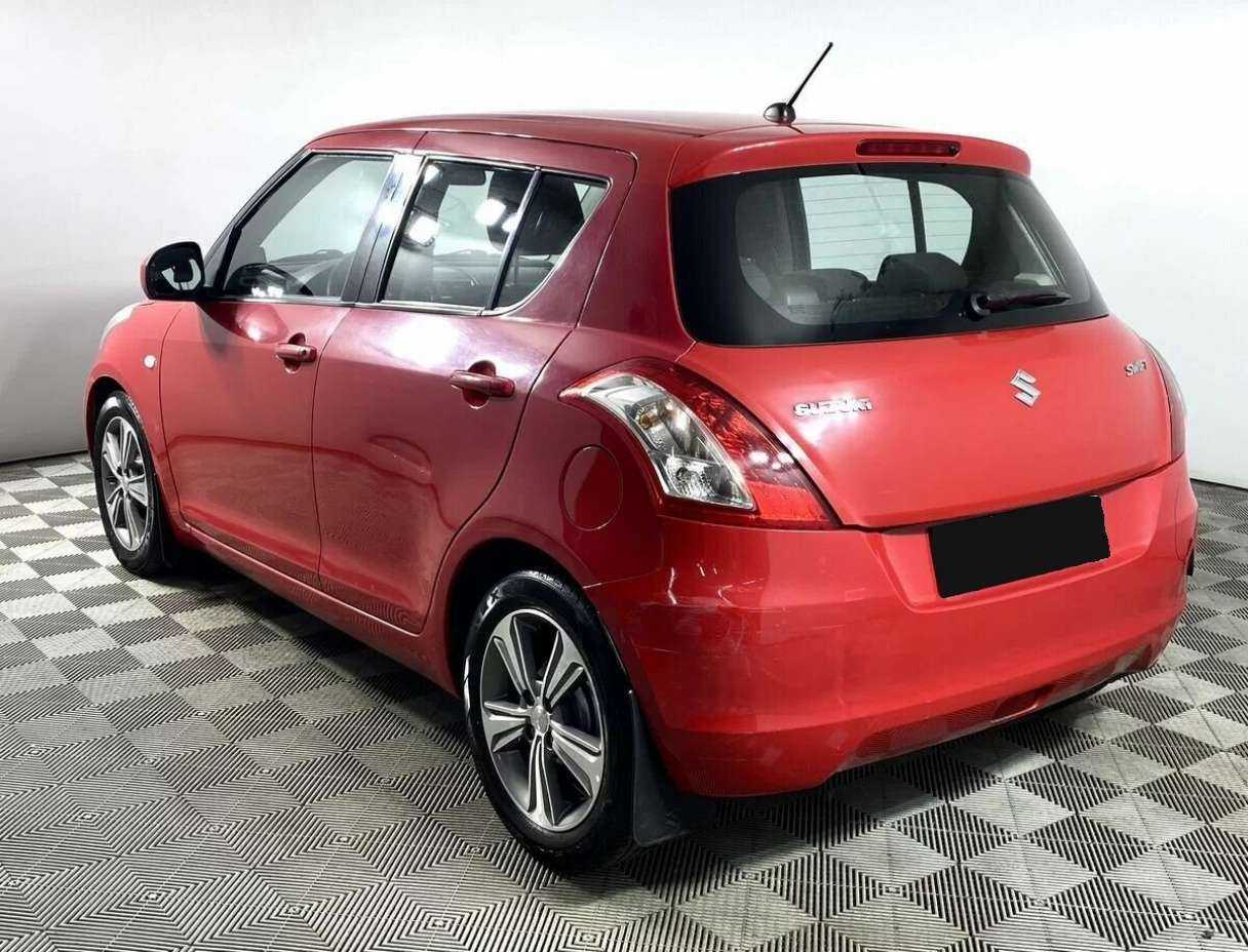 Suzuki Swift, 2011 - 123 000 км. | Фото №5