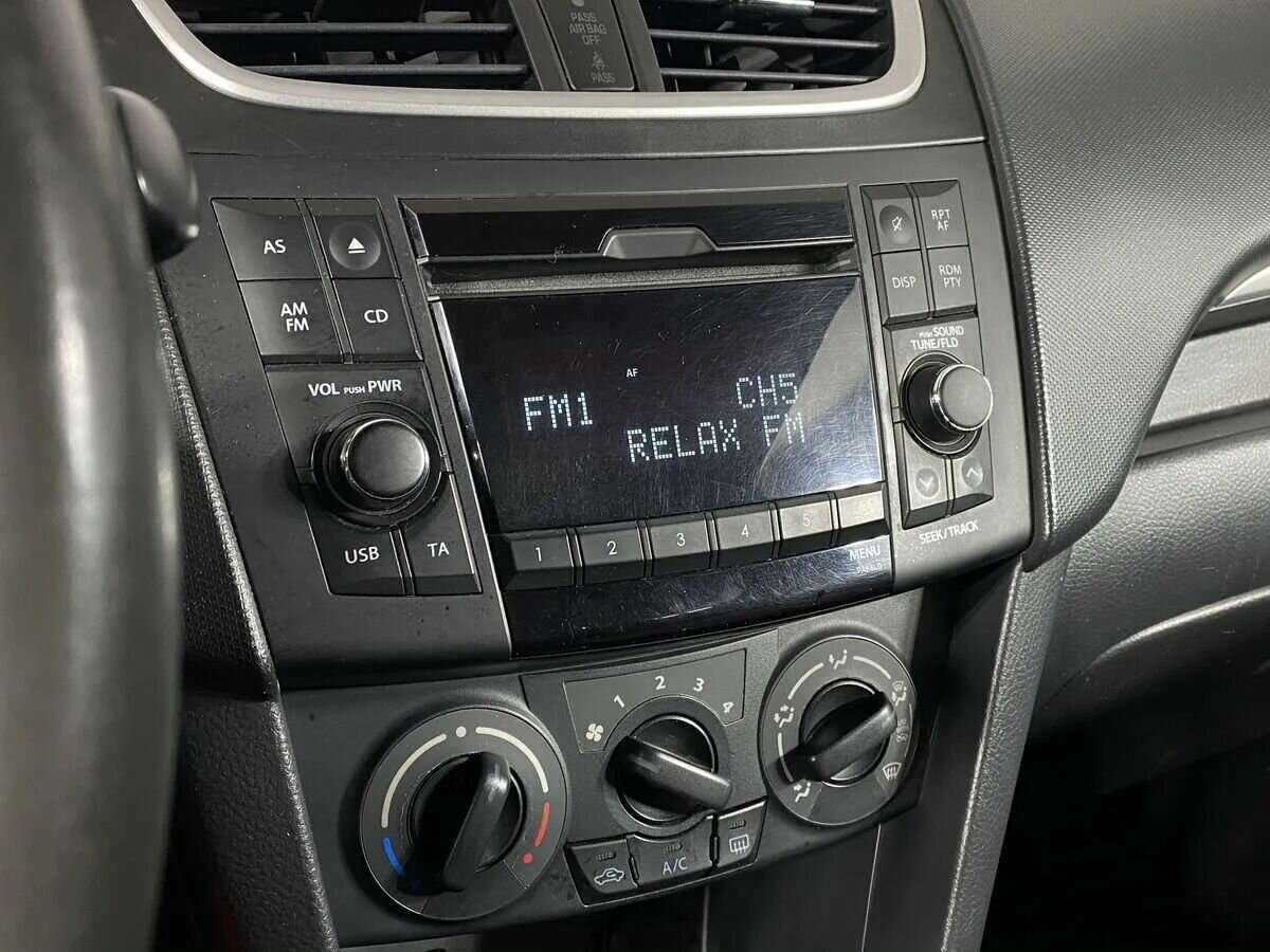 Suzuki Swift, 2011 Фото №12