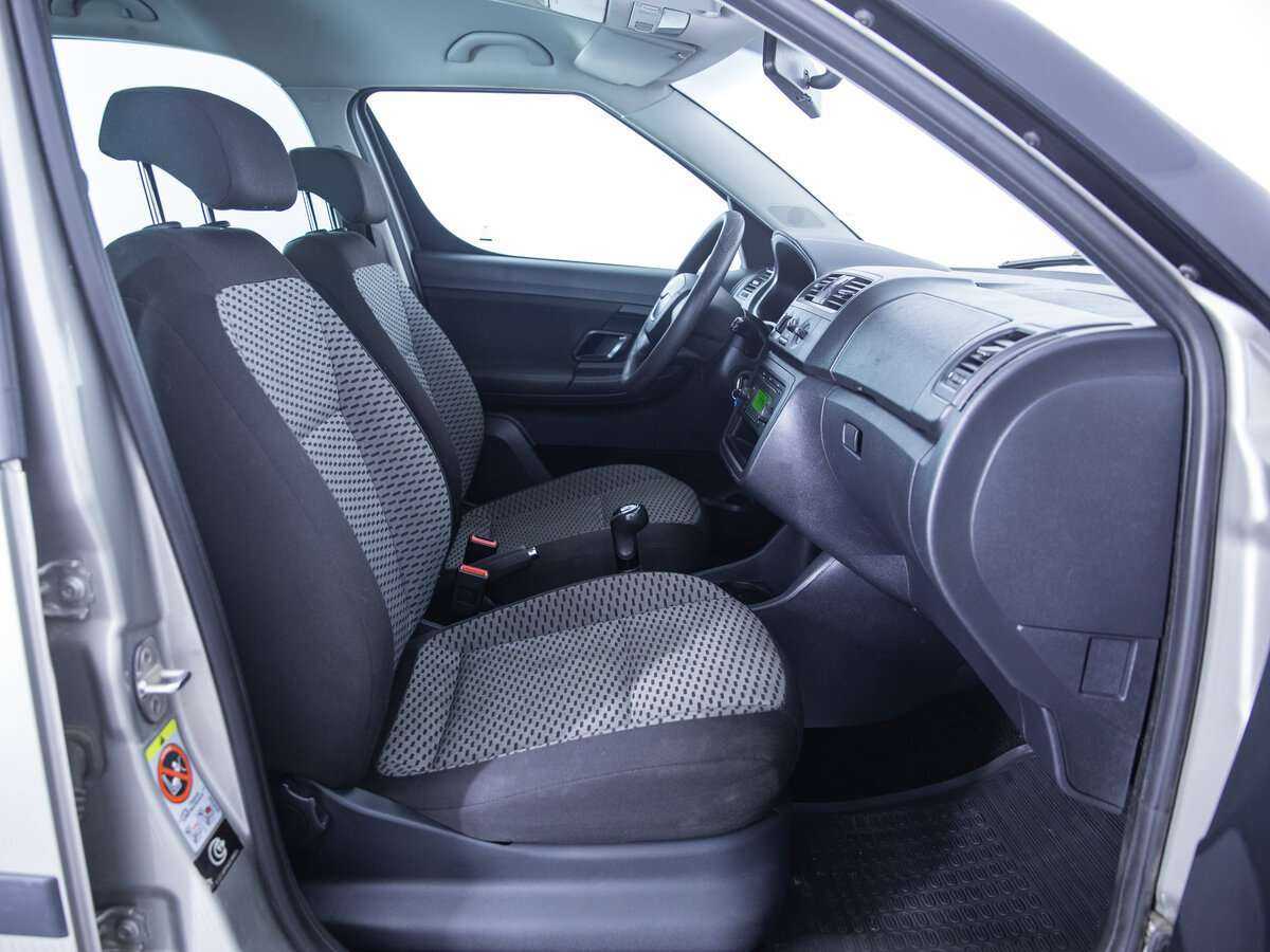 Skoda Roomster, 2011 Фото №12