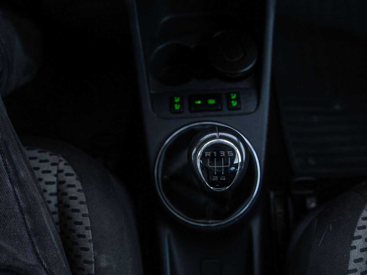 Skoda Roomster, 2011 Фото №19