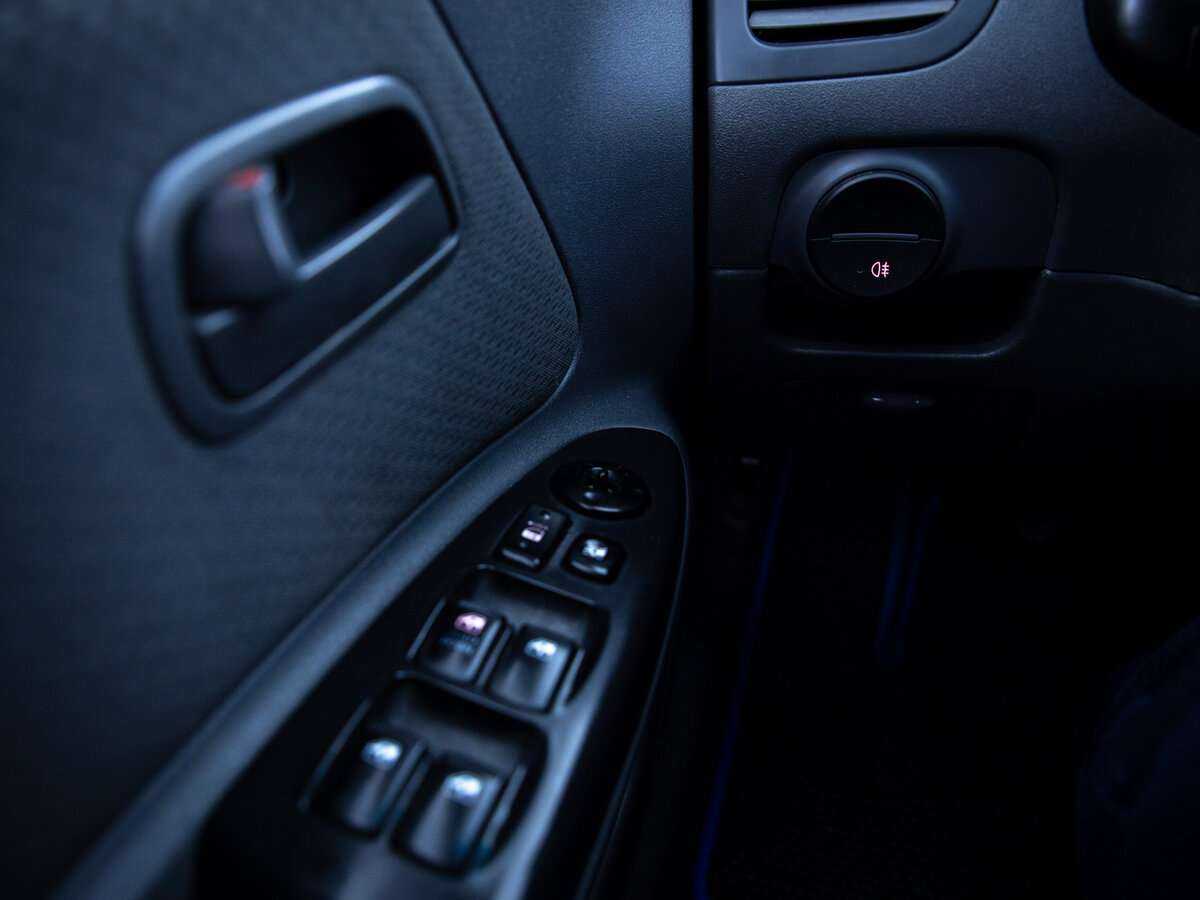 Kia Rio, 2010 Фото №12