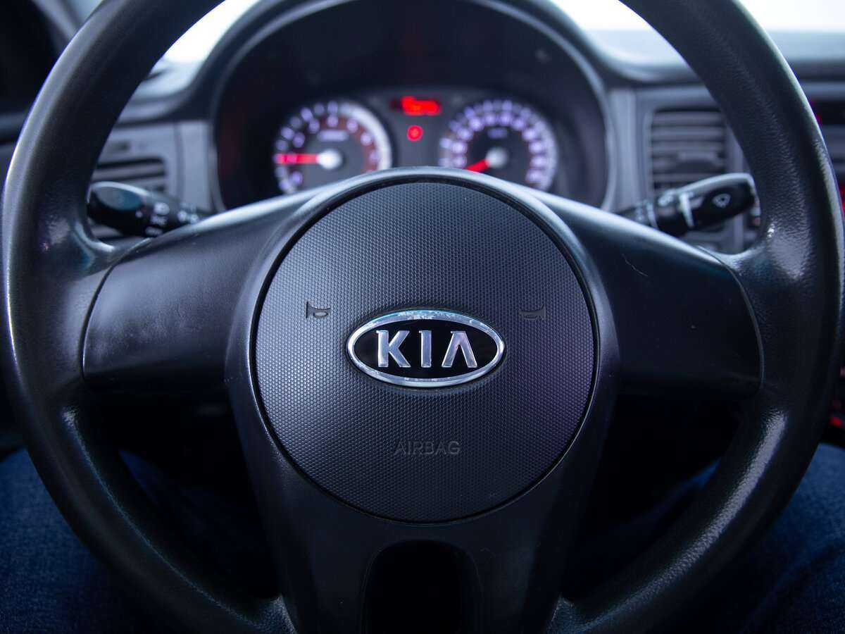 Kia Rio, 2010 Фото №14