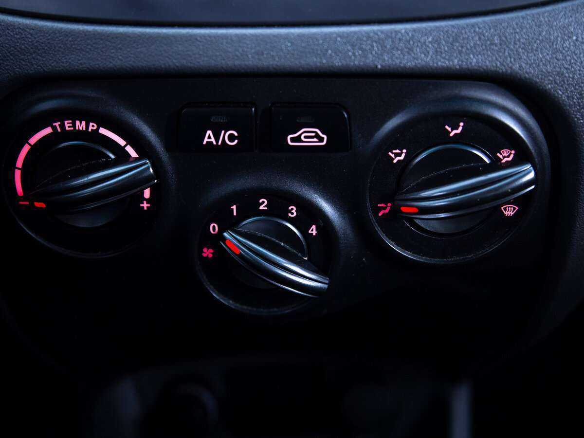 Kia Rio, 2010 Фото №16