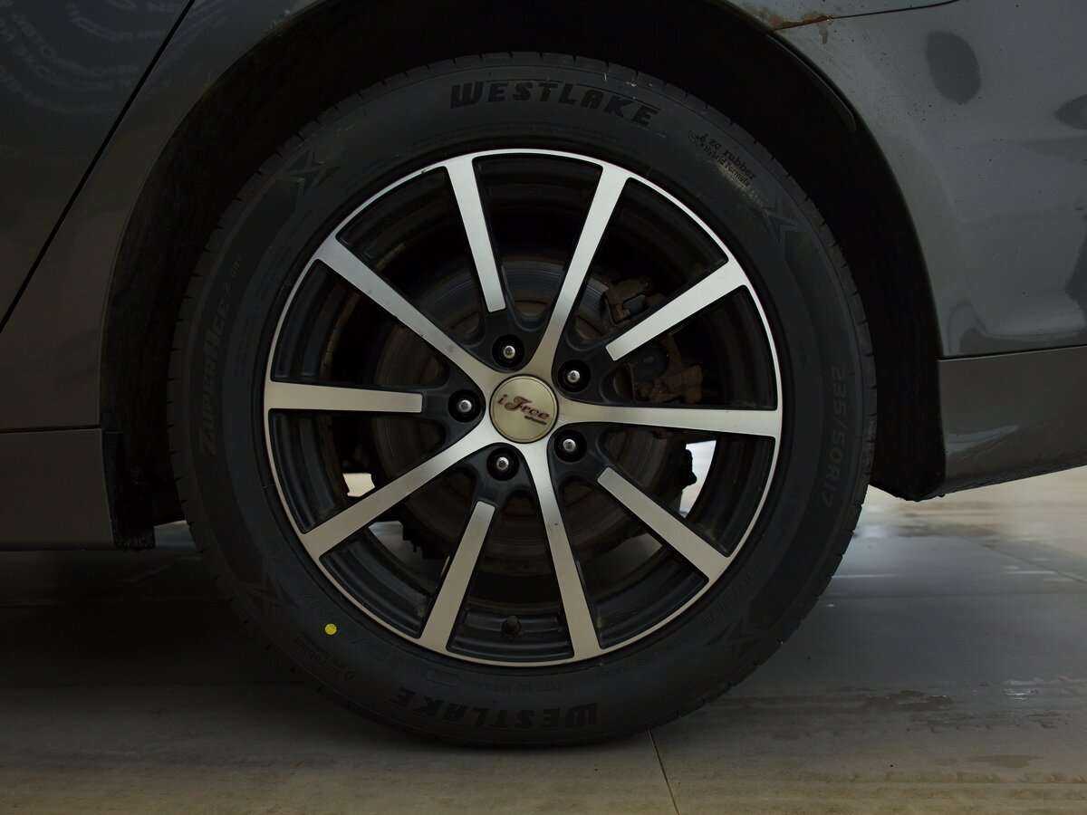 Ford Mondeo, 2017 Фото №11