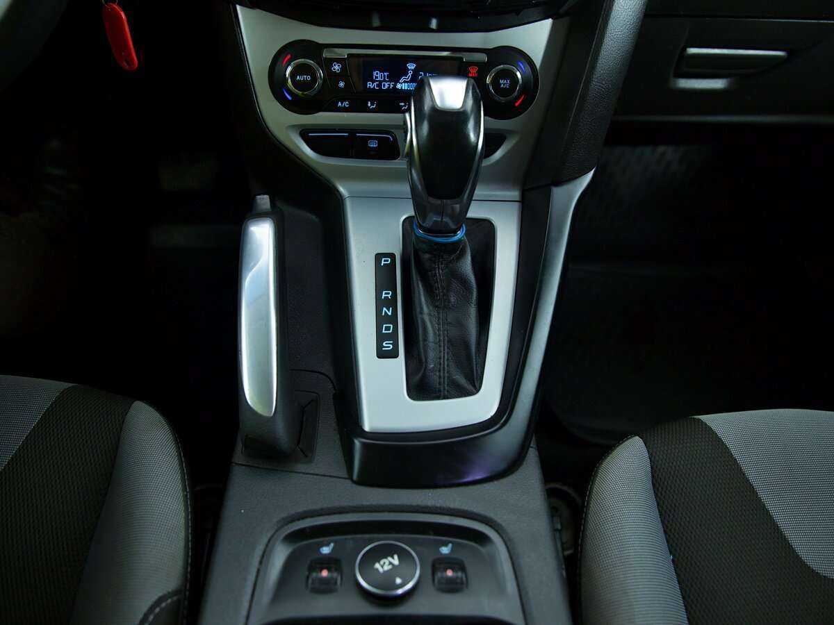 Ford Focus, 2011 Фото №11