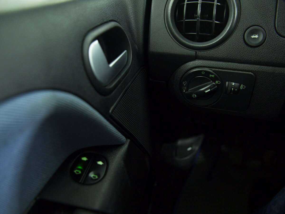 Ford Fusion, 2005 Фото №18