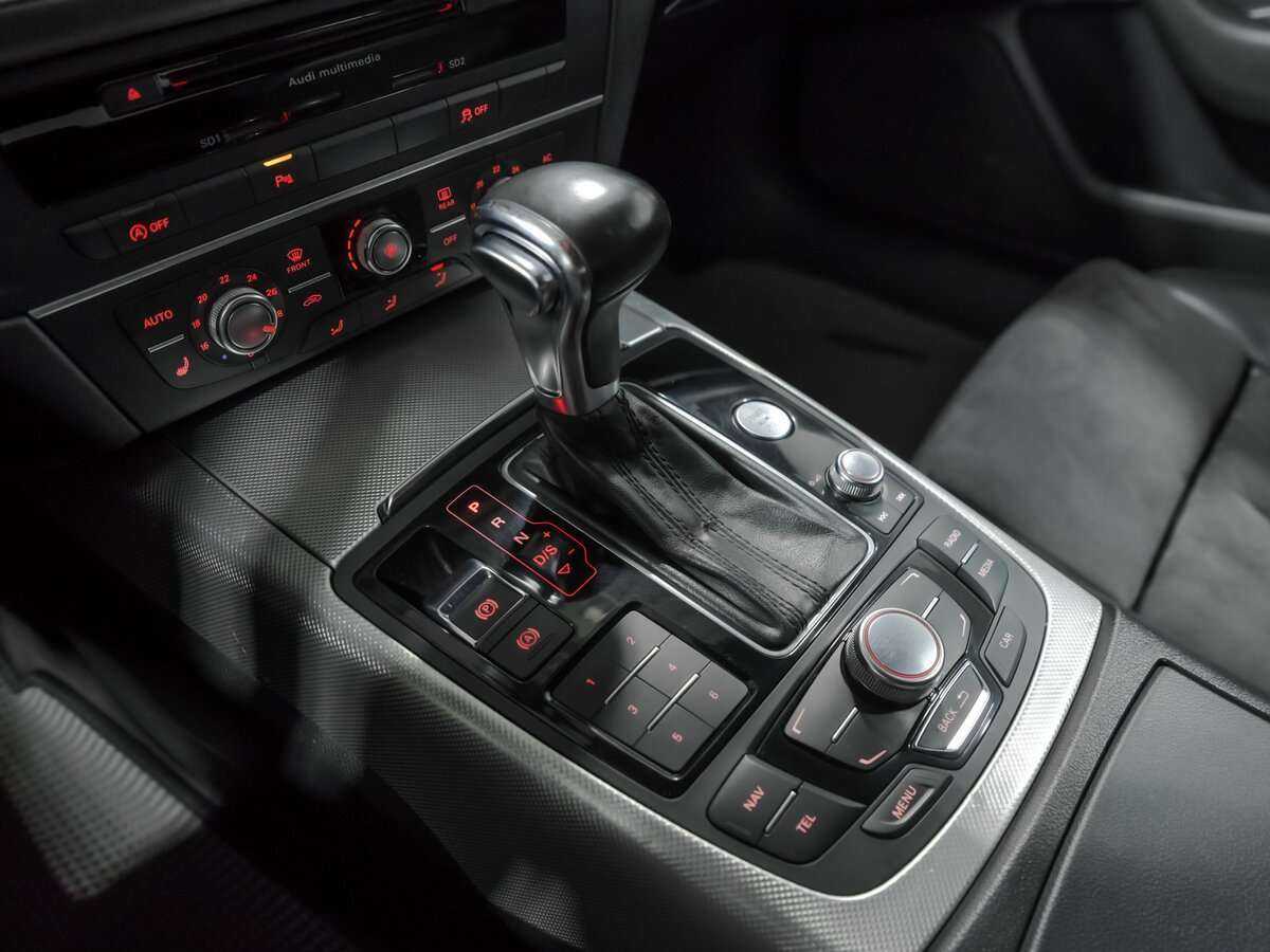 Audi A6, 2011 Фото №11