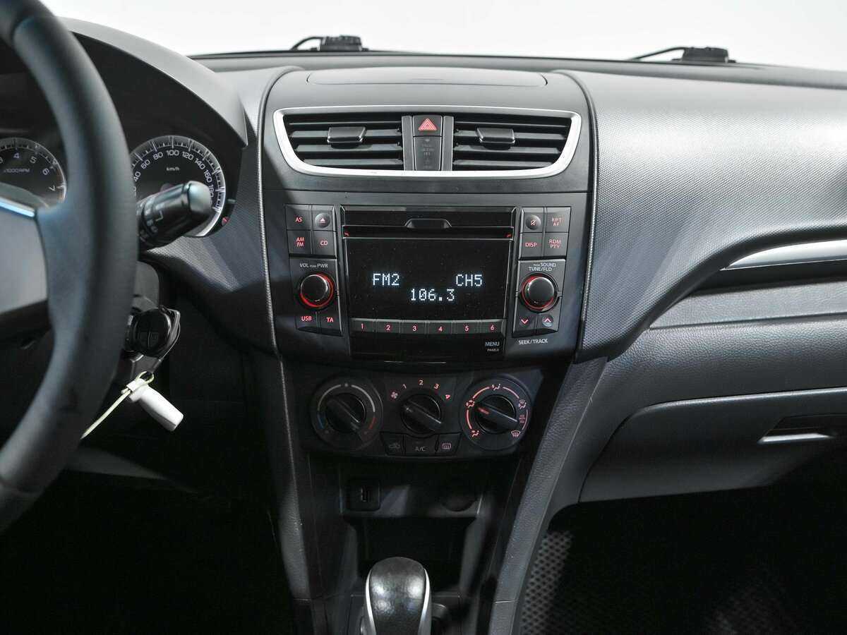 Suzuki Swift, 2011 Фото №10