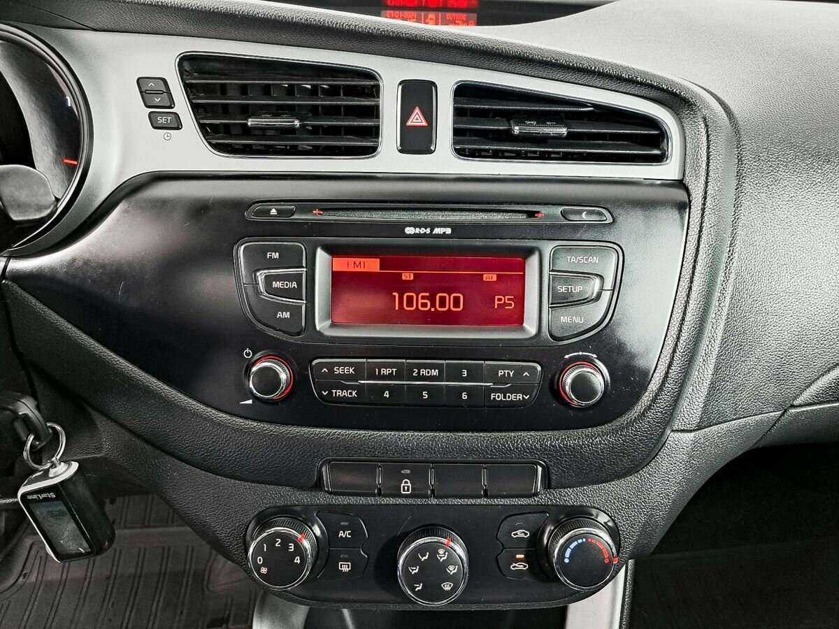 Kia Ceed, 2013 Фото №15