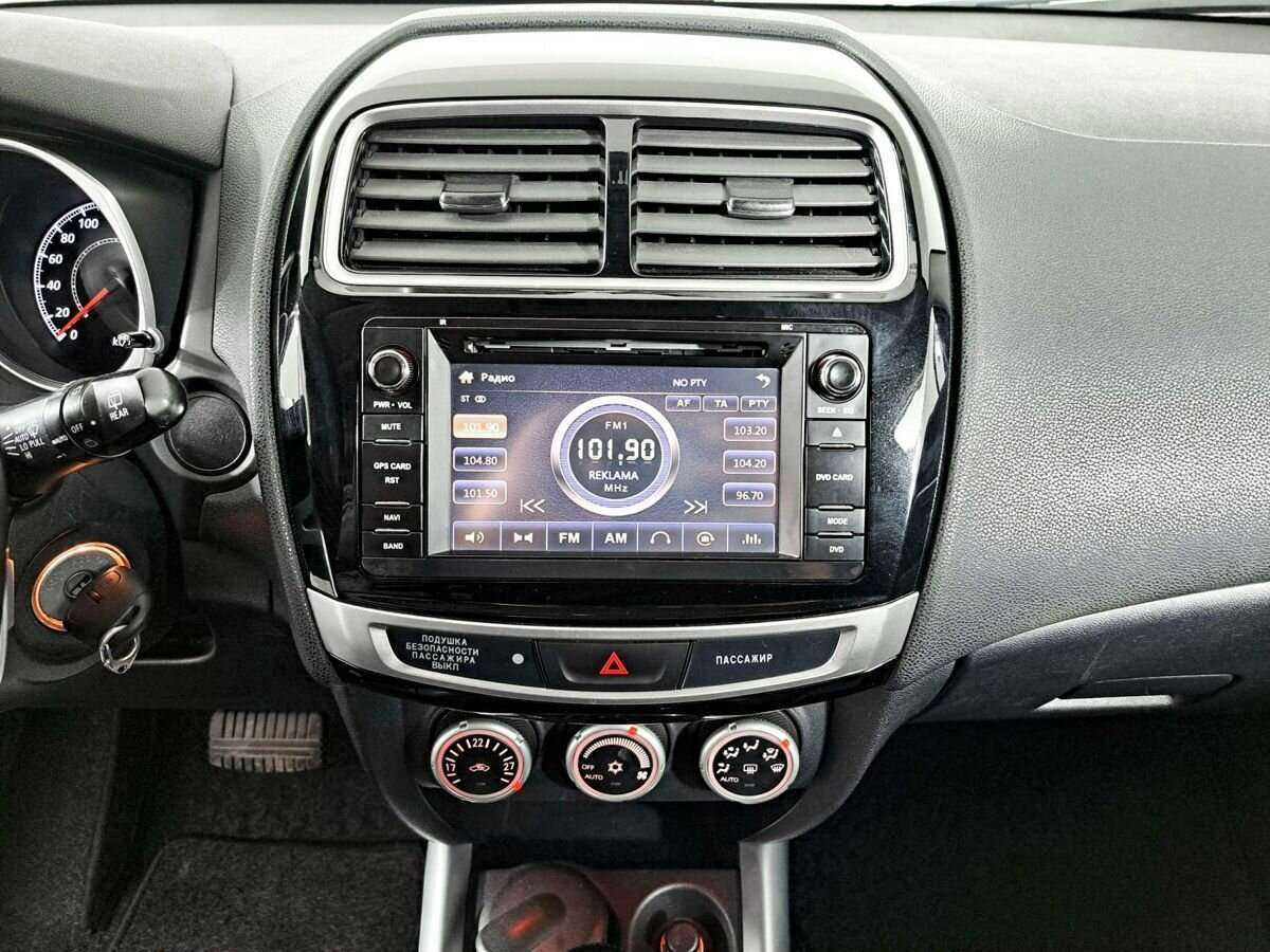 Mitsubishi ASX, 2011 Фото №13