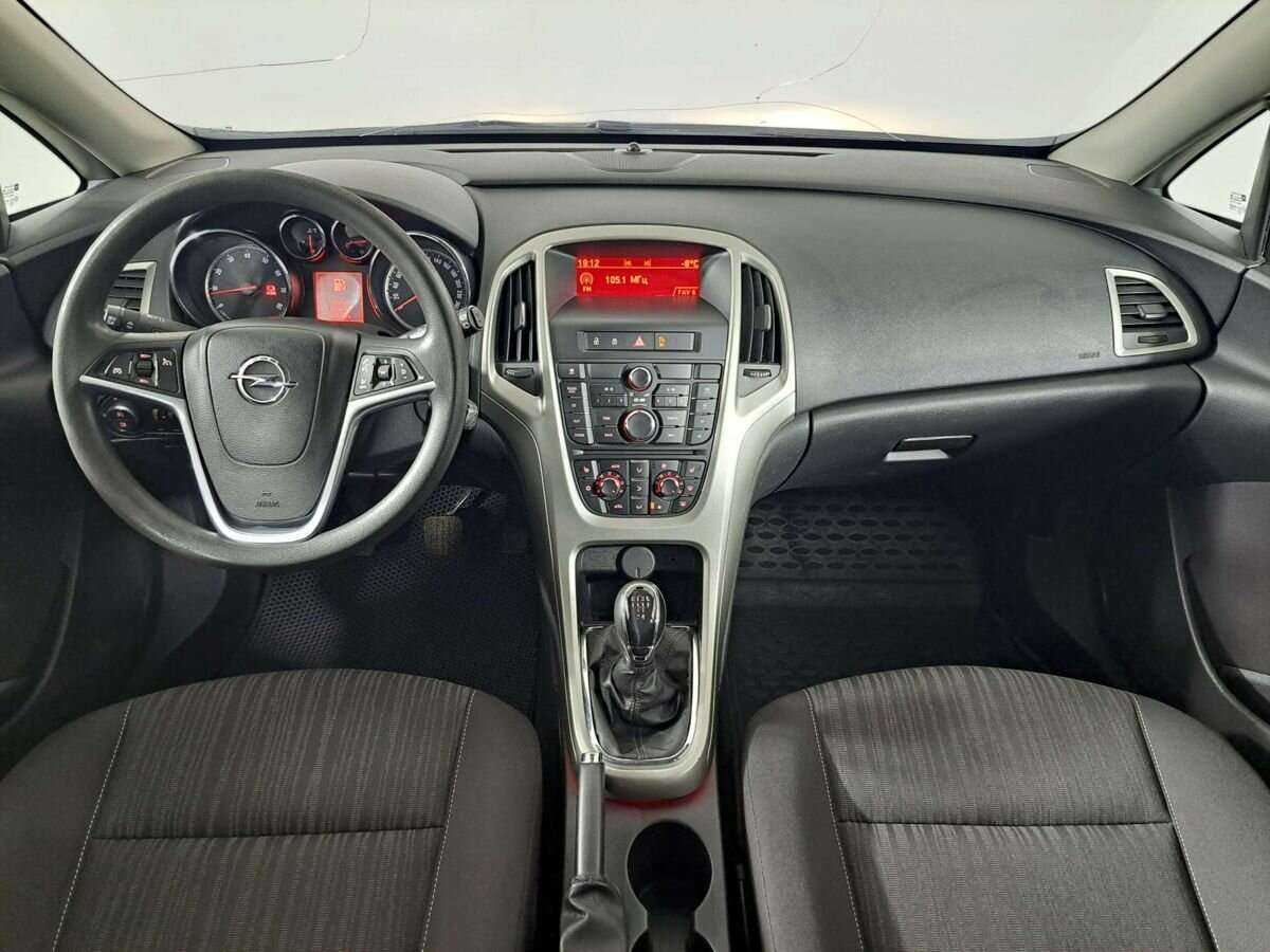 Opel Astra, 2011 Фото №11