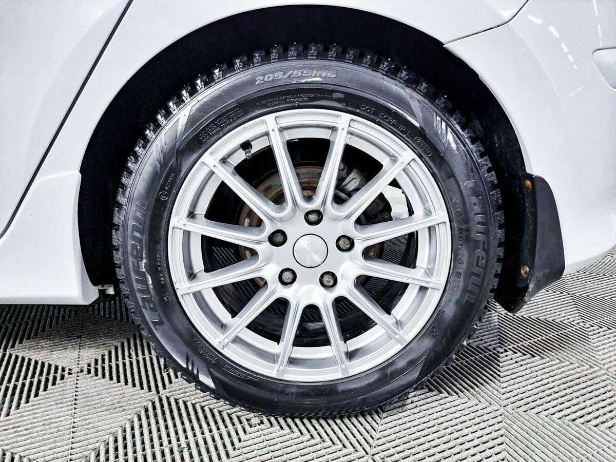 Hyundai i30, 2011 Фото №18