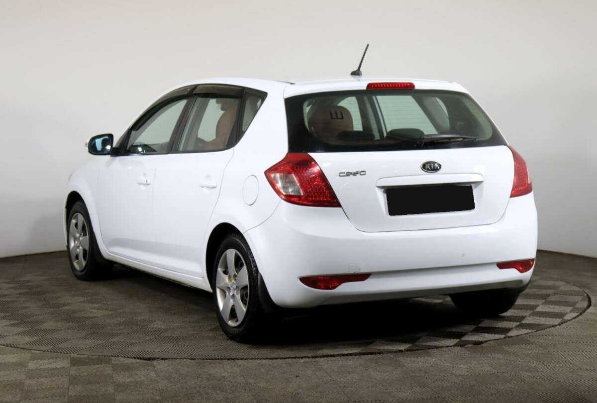 Kia Ceed, 2011 Фото №7