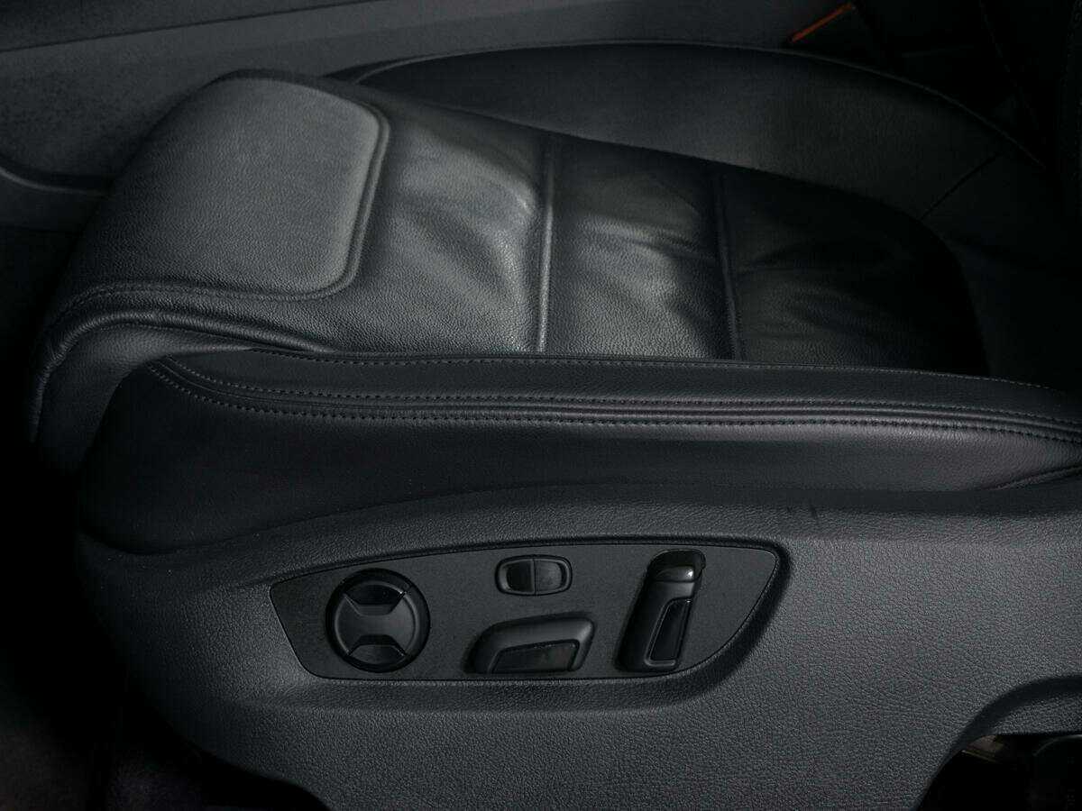 Volkswagen Touareg, 2015 Фото №16