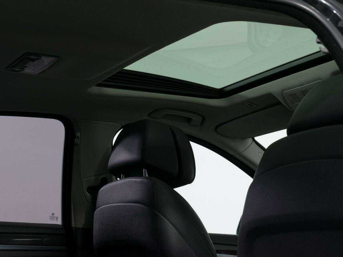 BMW 5 серии 523i, 2011 Фото №12