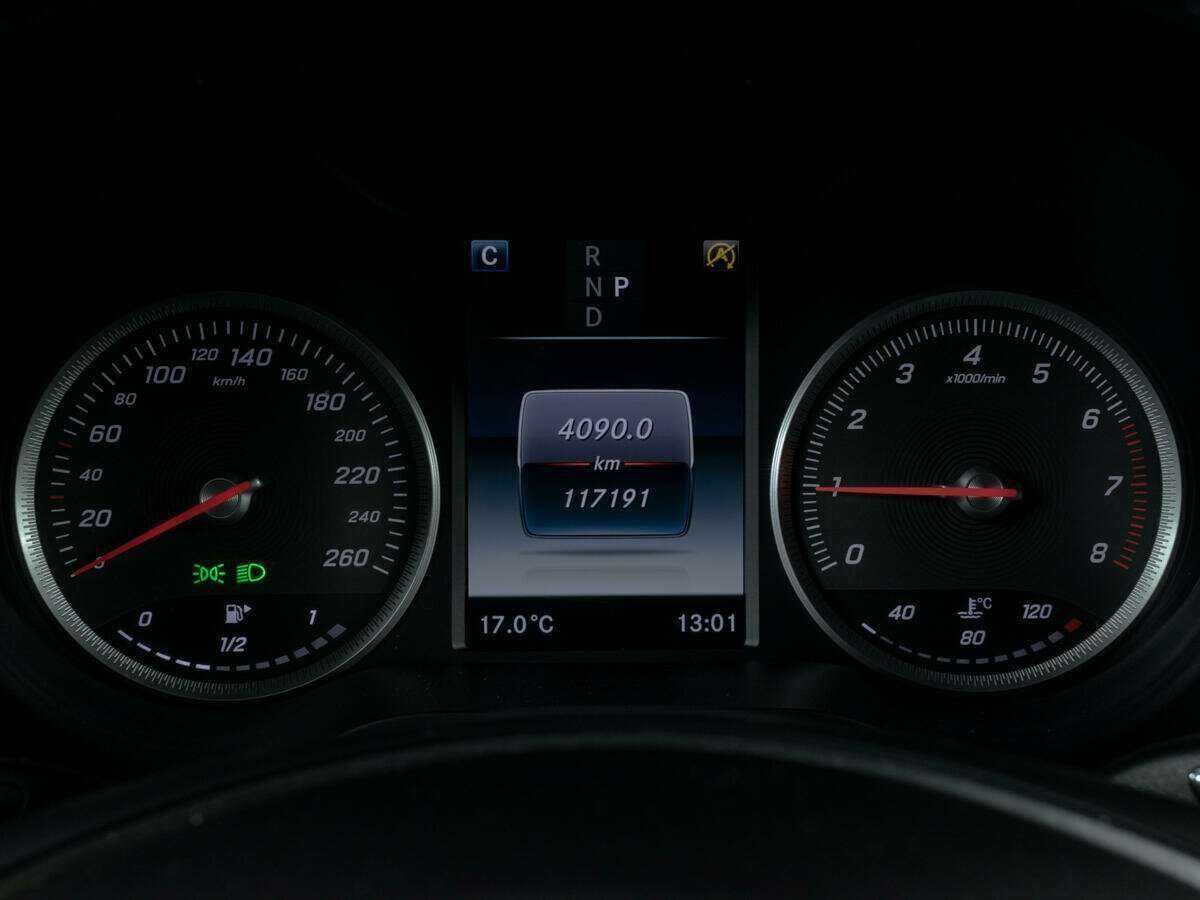 Mercedes-Benz GLC 250, 2019 Фото №13