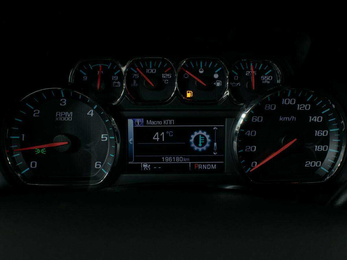 Chevrolet Tahoe, 2016 Фото №18