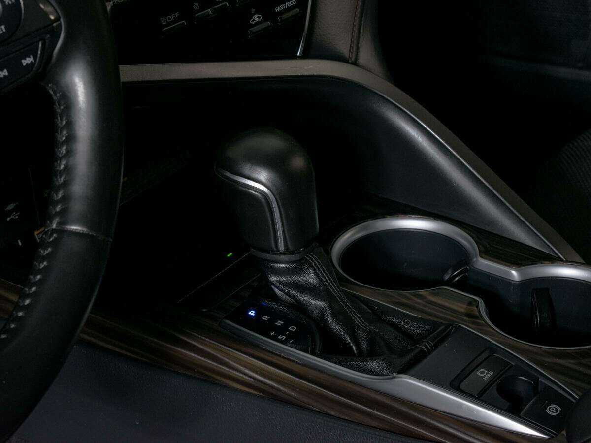 Toyota Camry, 2020 Фото №12