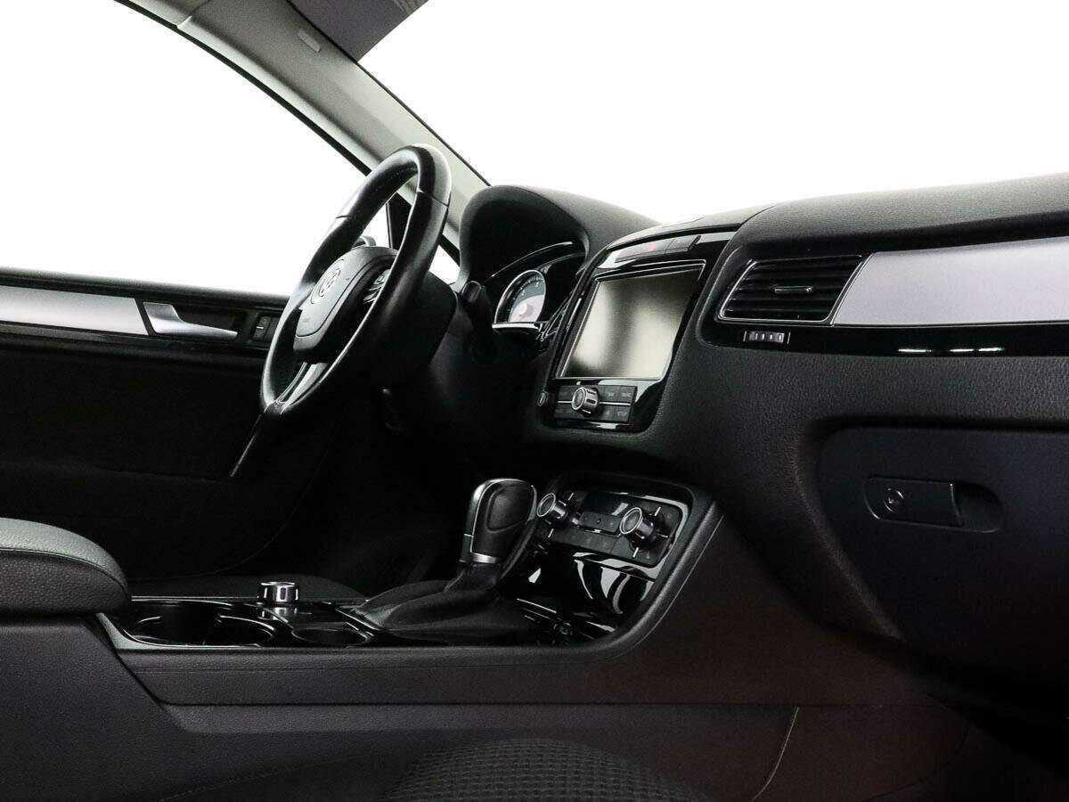 Volkswagen Touareg, 2010 Фото №7