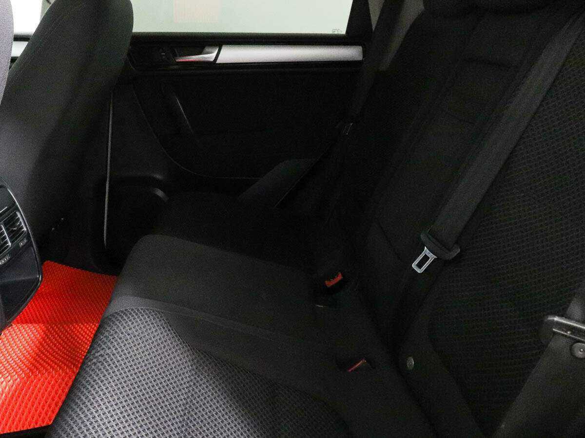 Volkswagen Touareg, 2010 Фото №8