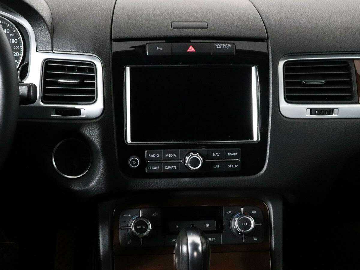 Volkswagen Touareg, 2010 Фото №10