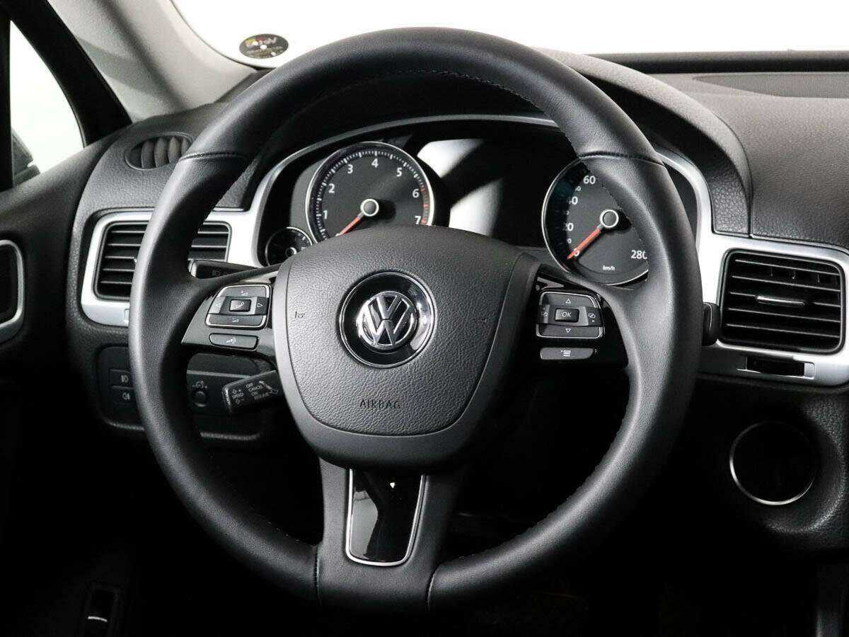 Volkswagen Touareg, 2010 Фото №11