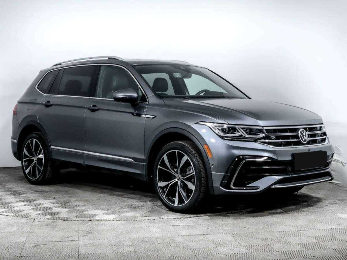 Volkswagen Tiguan, 2021 - 14 245 км. | Фото №3