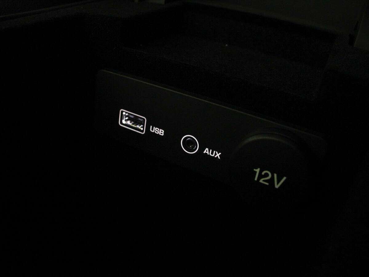 Jaguar F-Pace, 2017 Фото №26