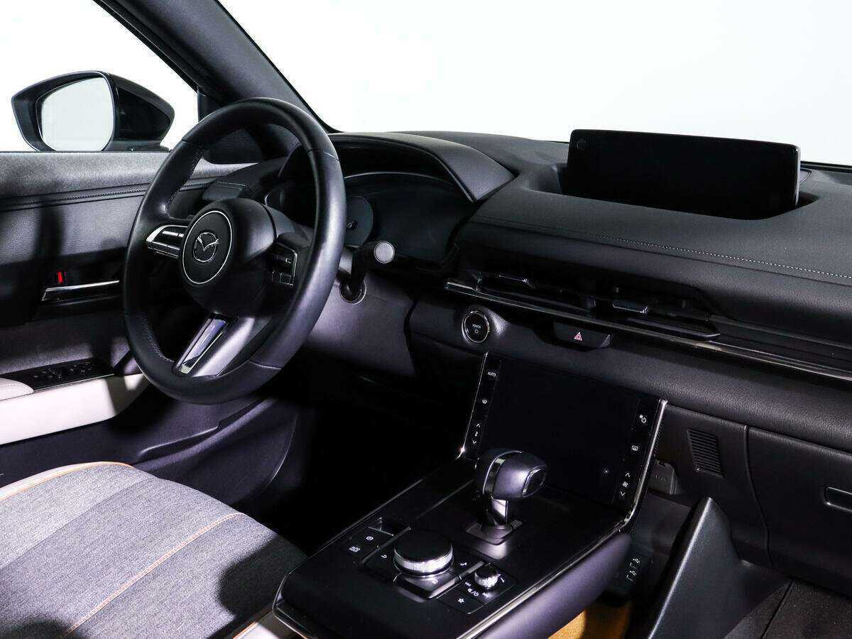Mazda MX-30, 2020 Фото №9
