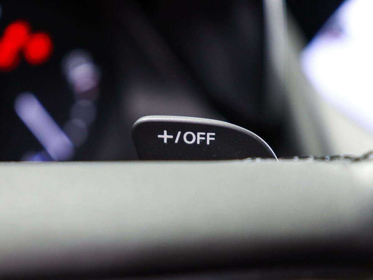 Mazda MX-30, 2020 Фото №19