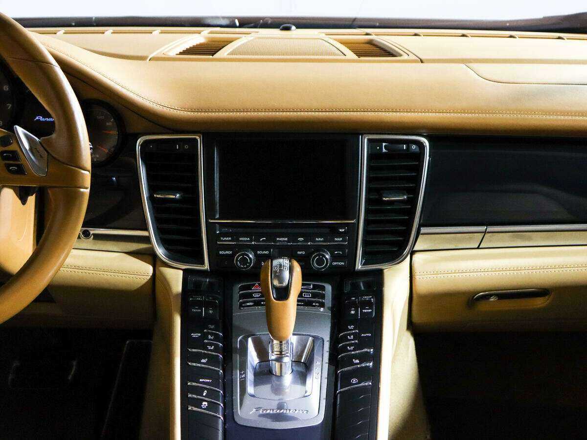 Porsche Panamera 4, 2013 Фото №11