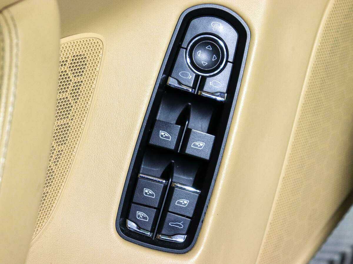 Porsche Panamera 4, 2013 Фото №18