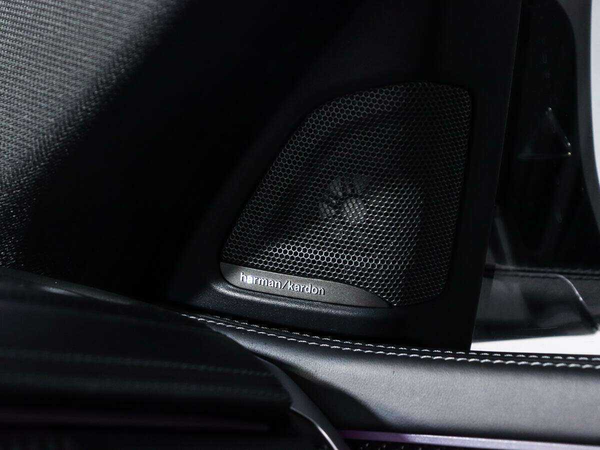 BMW X6 M, 2018 Фото №24