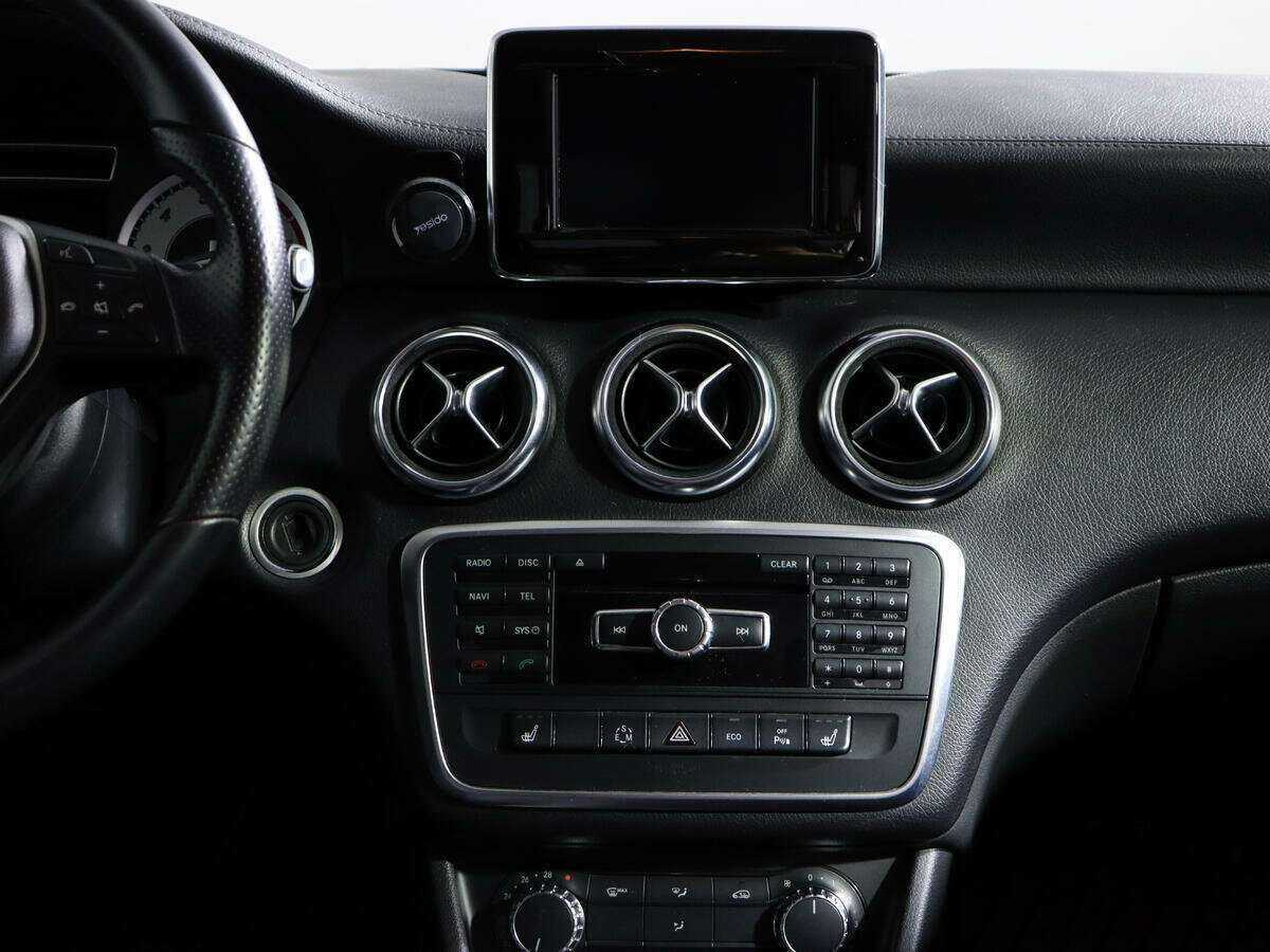 Mercedes-Benz A-Класс 200, 2013 Фото №12