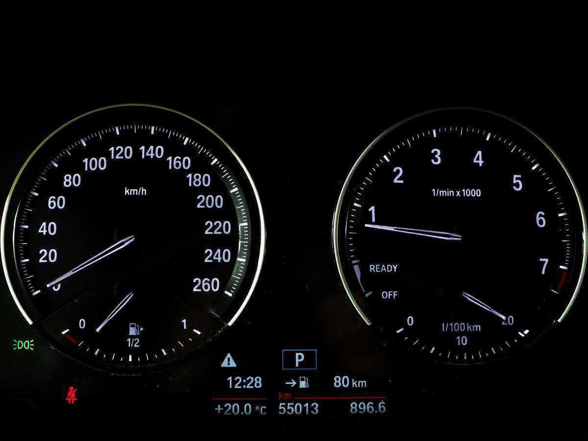 BMW X1 20i xDrive, 2019 Фото №11