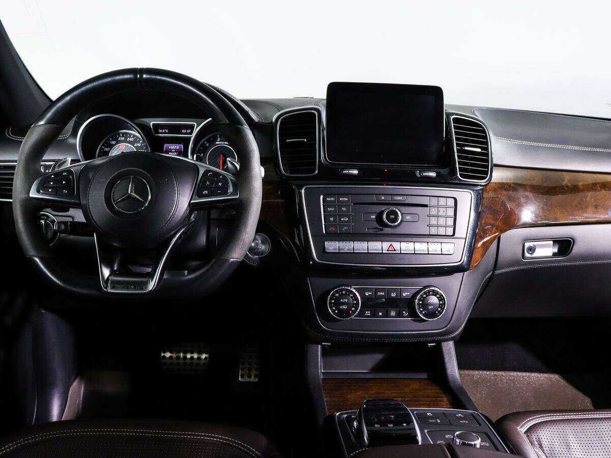 Mercedes-Benz GLS AMG 63 AMG, 2016 Фото №9