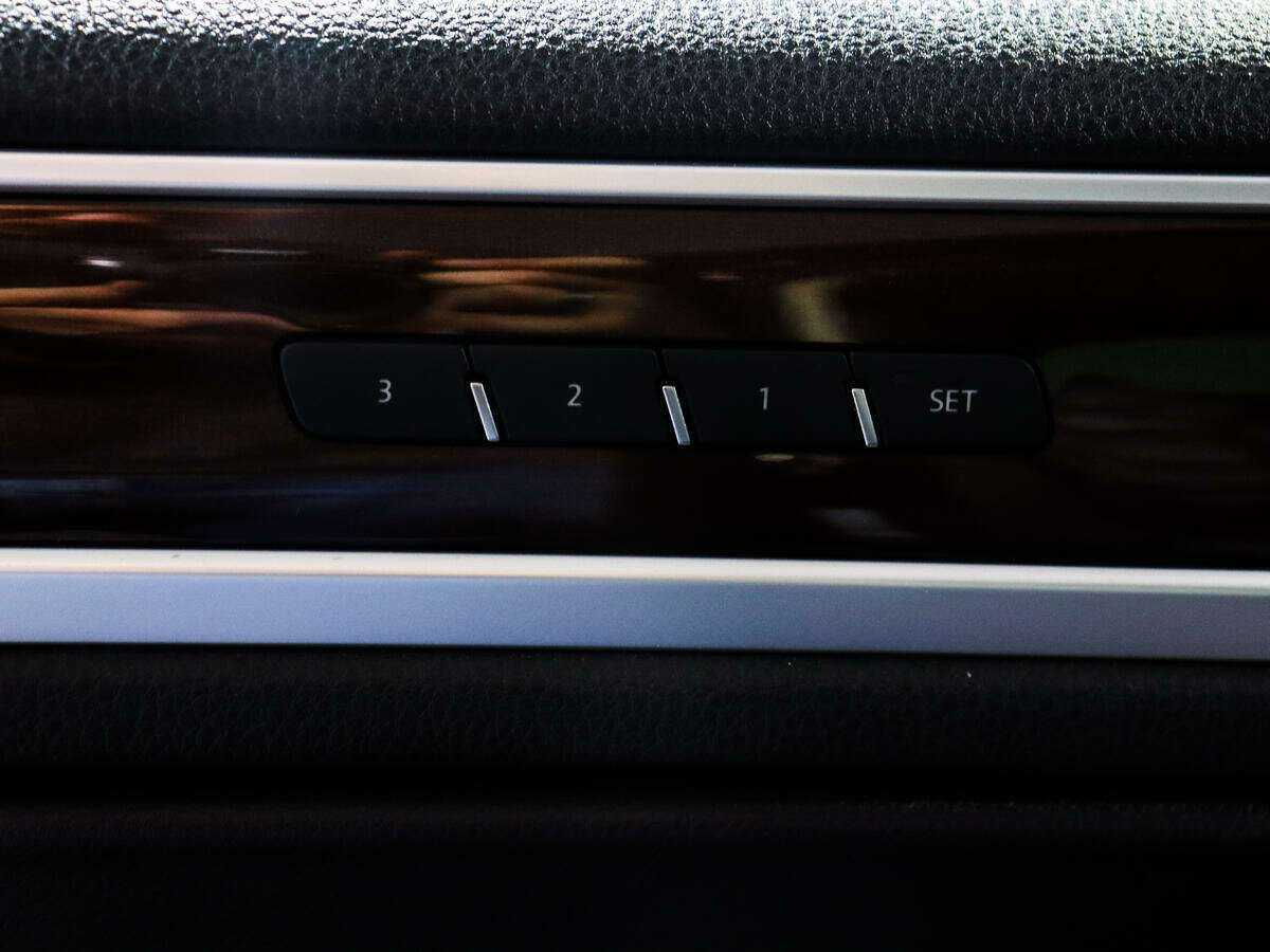 Volkswagen Touareg, 2016 Фото №20