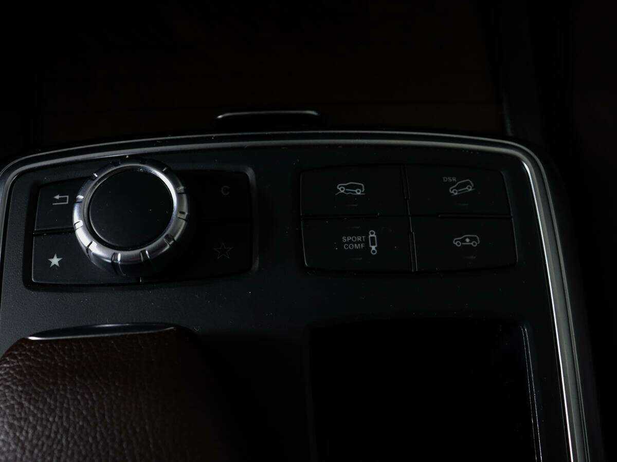 Mercedes-Benz GL-Класс 350 CDI BlueTEC, 2015 Фото №24