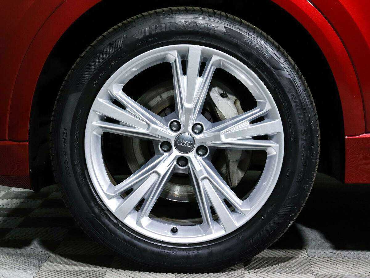 Audi Q8 45 TDI, 2019 Фото №16