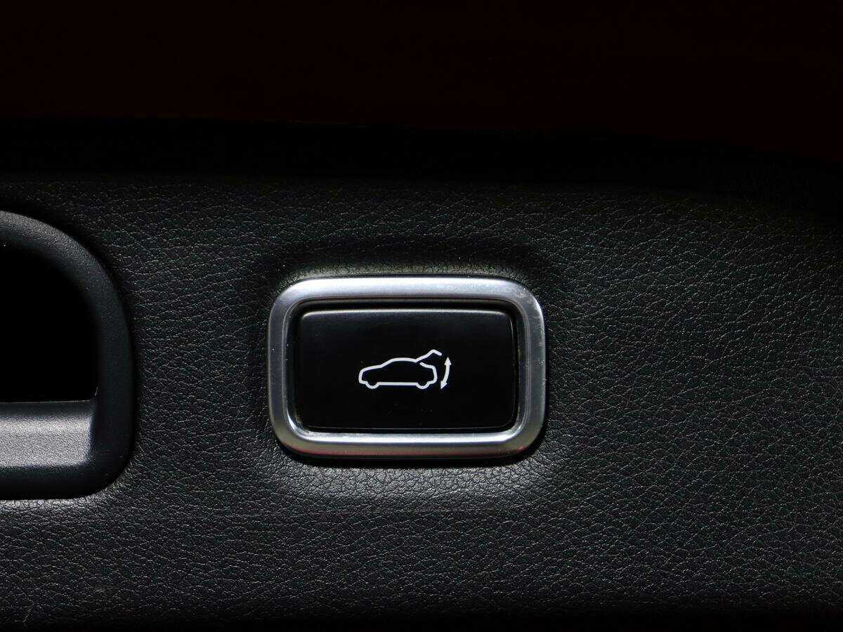 Kia Stinger, 2018 Фото №19