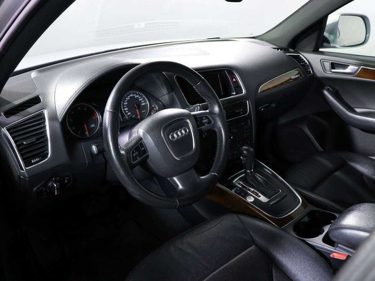 Audi Q5, 2010 Фото №12