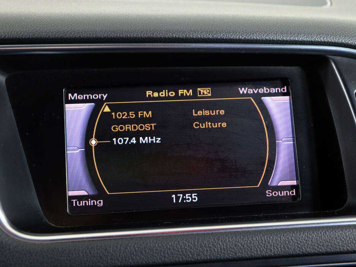 Audi Q5, 2010 Фото №19