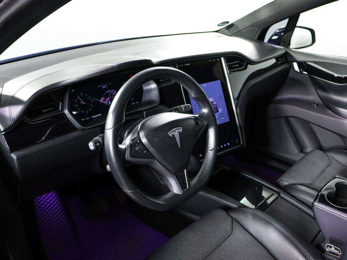 Tesla Model X 90D, 2018 Фото №10