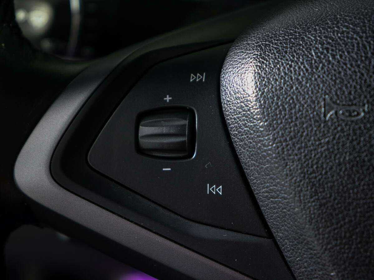 Tesla Model X 90D, 2018 Фото №19