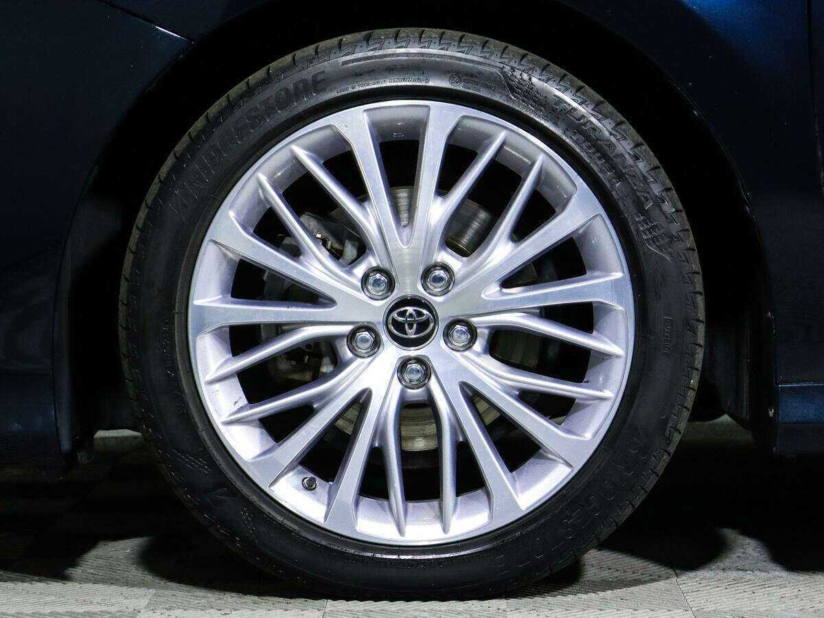 Toyota Camry, 2018 Фото №21