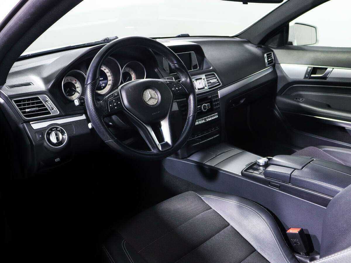 Mercedes-Benz E-Класс 200, 2013 Фото №11