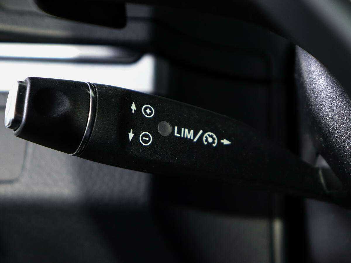 Mercedes-Benz E-Класс 200, 2013 Фото №17