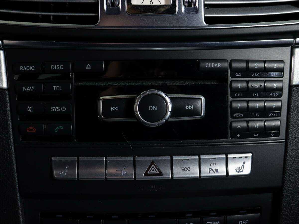 Mercedes-Benz E-Класс 200, 2013 Фото №21