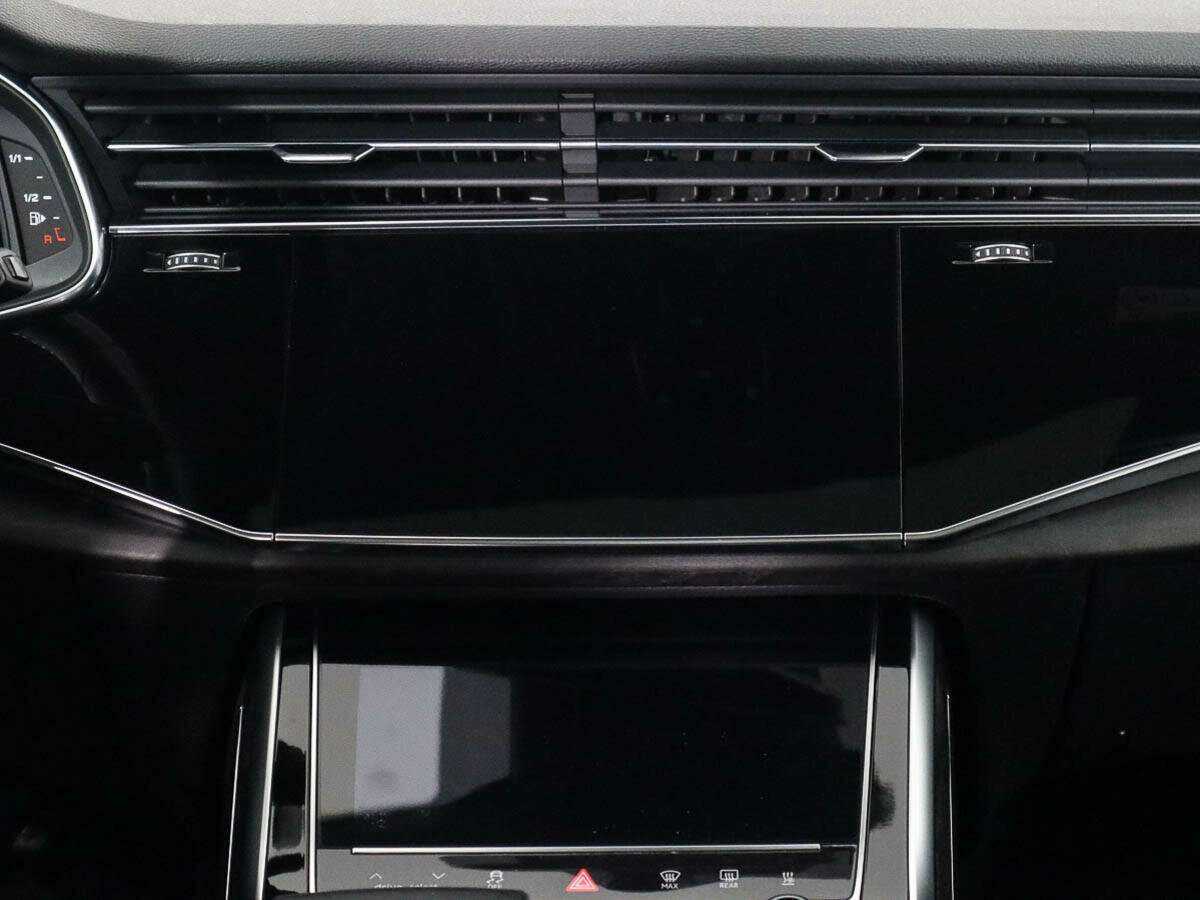 Audi Q8 45 TDI, 2019 Фото №12